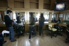 要尽最大努力加强双方沟通合作