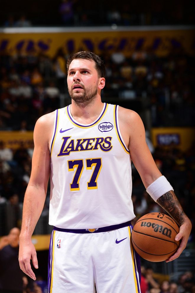 亚历山大、文班亚马、东契奇争夺NBA常规赛MVP 出