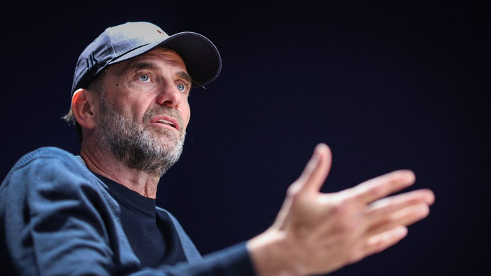 克洛普重返安菲尔德率传奇队迎战多特蒙德传奇