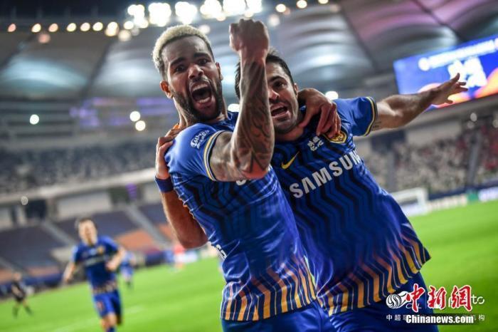 特殊赛制下江苏苏宁逆袭登顶中超冠军