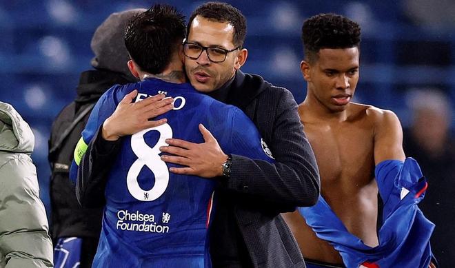 切尔西主帅罗森尼尔因恩佐转会言论将其排除出