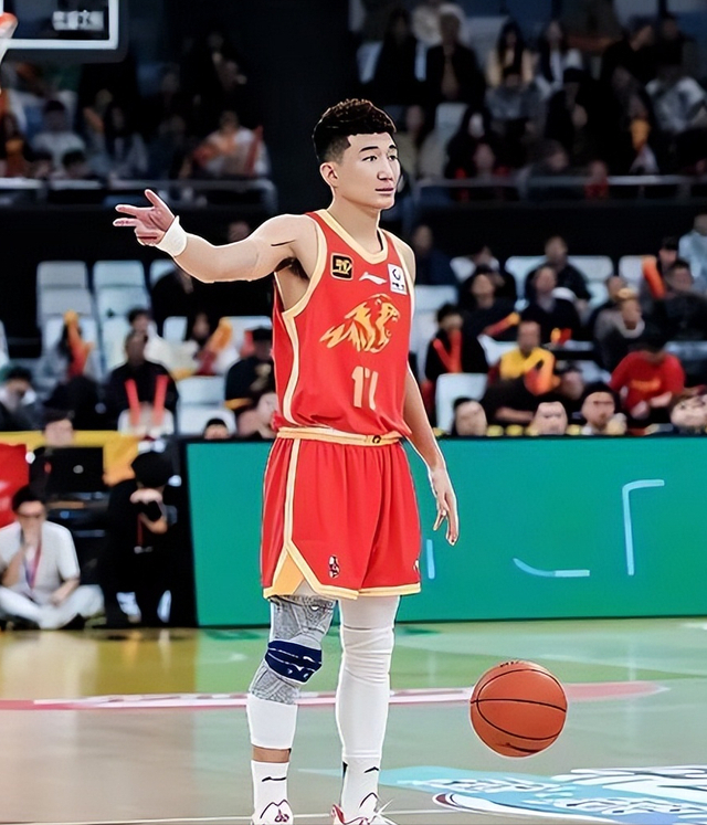 深圳男篮大胜卫冕冠军广厦 终结其连胜纪录