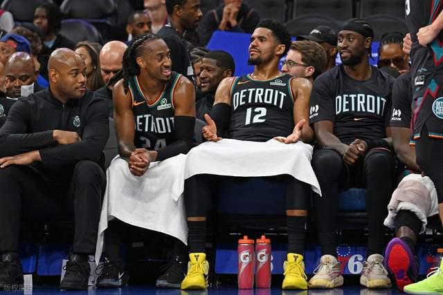 活塞大胜76人锁定东部第一 詹金斯两双成奇兵