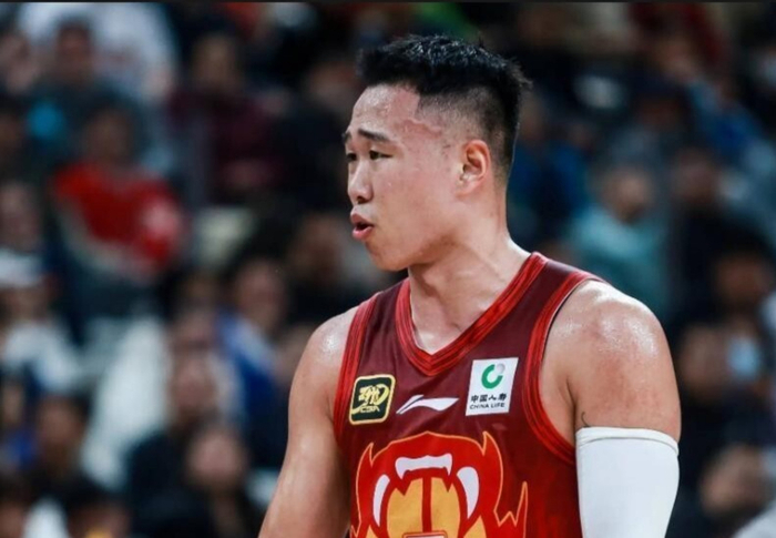 深圳男篮迎战山东男篮 邱彪能否避免6连败？